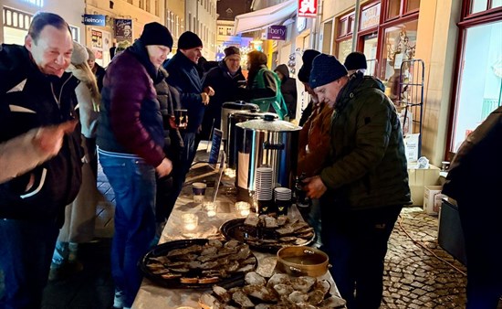 Fettschnitte, Kinderpunsch und Glühwein